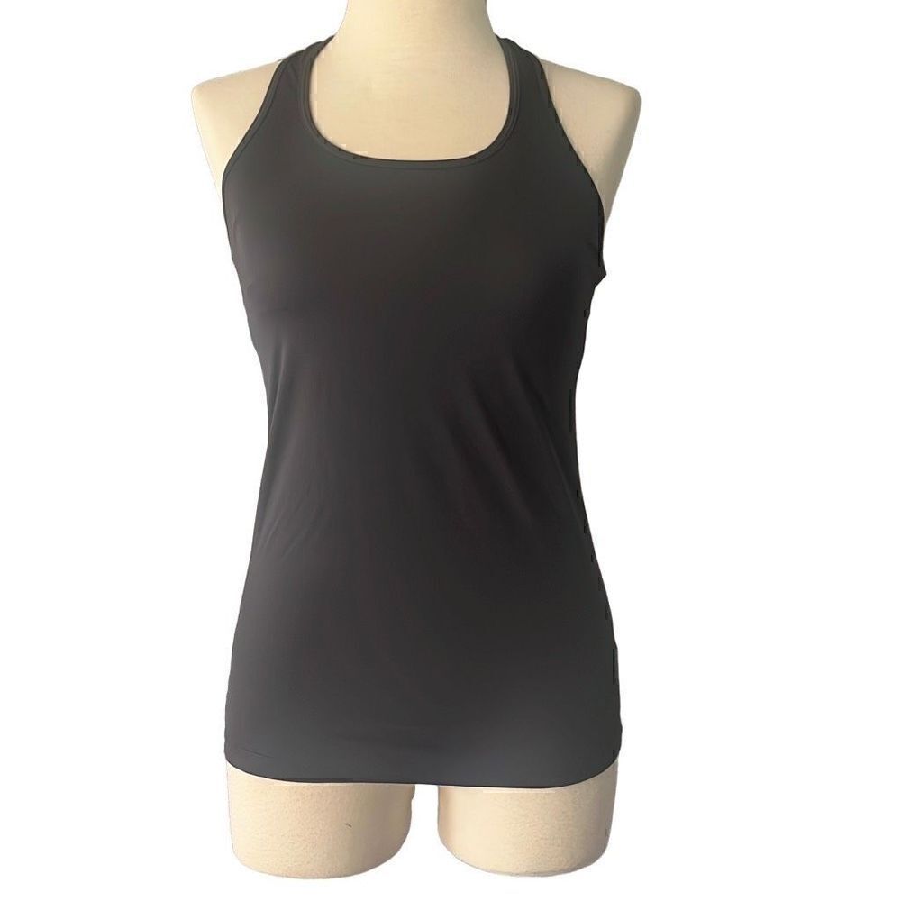 NWT YAS Yoga and Sportswear Charcoal Gray Sports Bra Top Women’s Medium